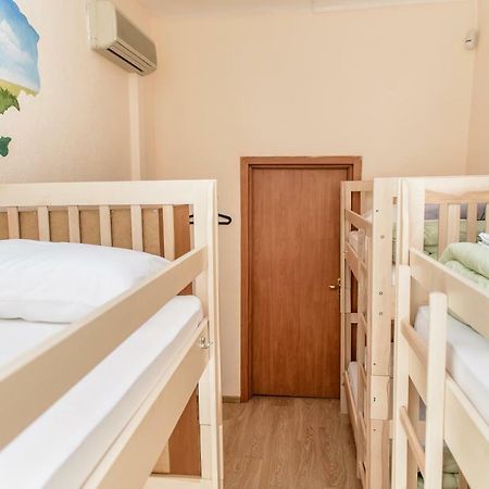 كييف Globus Lipki Hostel المظهر الخارجي الصورة