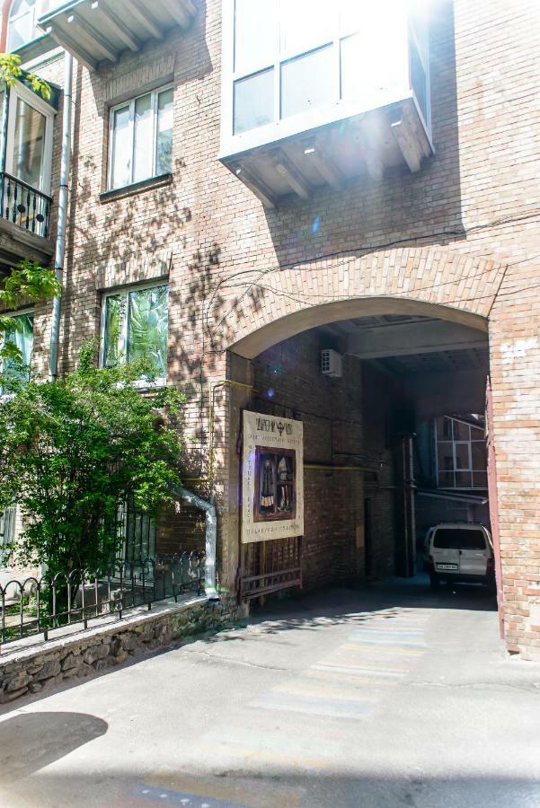 كييف Globus Lipki Hostel المظهر الخارجي الصورة