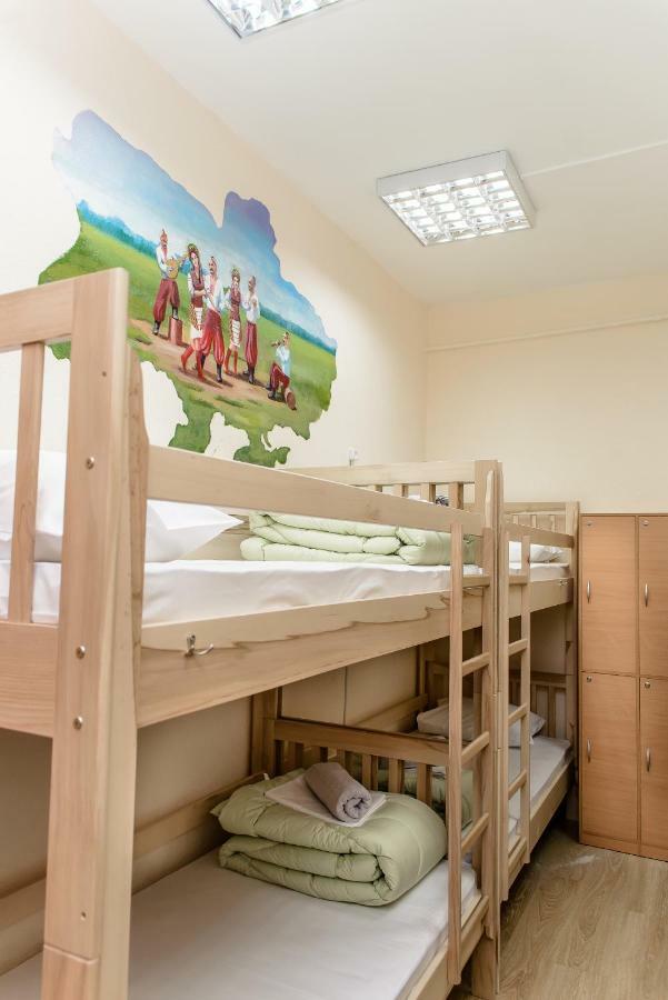 كييف Globus Lipki Hostel المظهر الخارجي الصورة