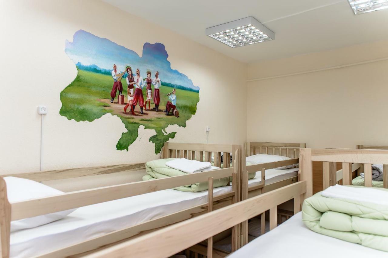 كييف Globus Lipki Hostel المظهر الخارجي الصورة