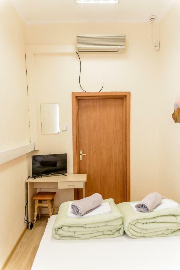 كييف Globus Lipki Hostel المظهر الخارجي الصورة