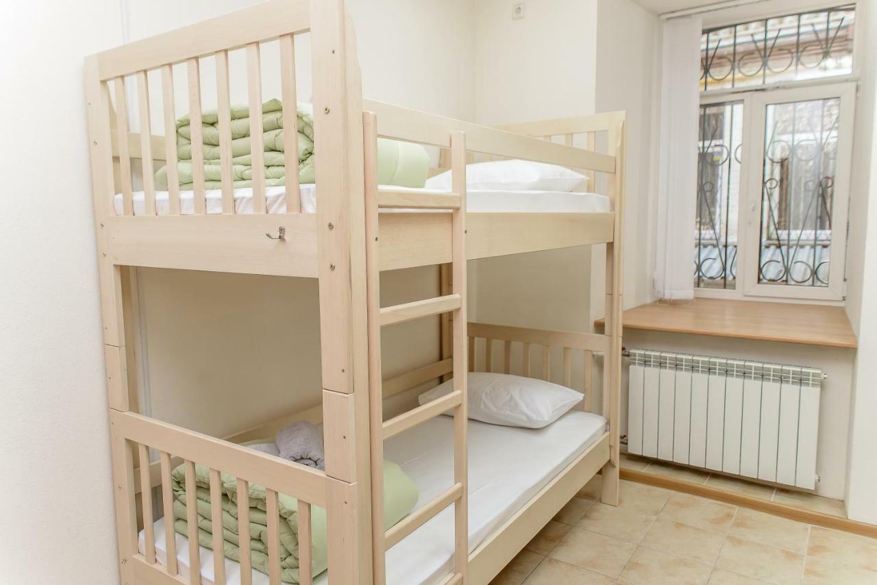 كييف Globus Lipki Hostel المظهر الخارجي الصورة