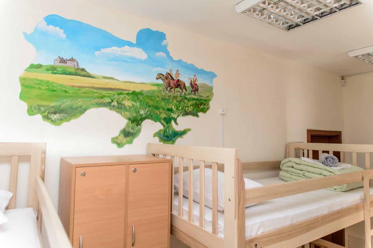كييف Globus Lipki Hostel المظهر الخارجي الصورة