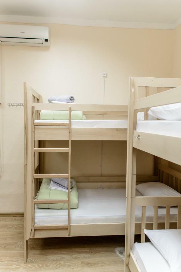 كييف Globus Lipki Hostel المظهر الخارجي الصورة