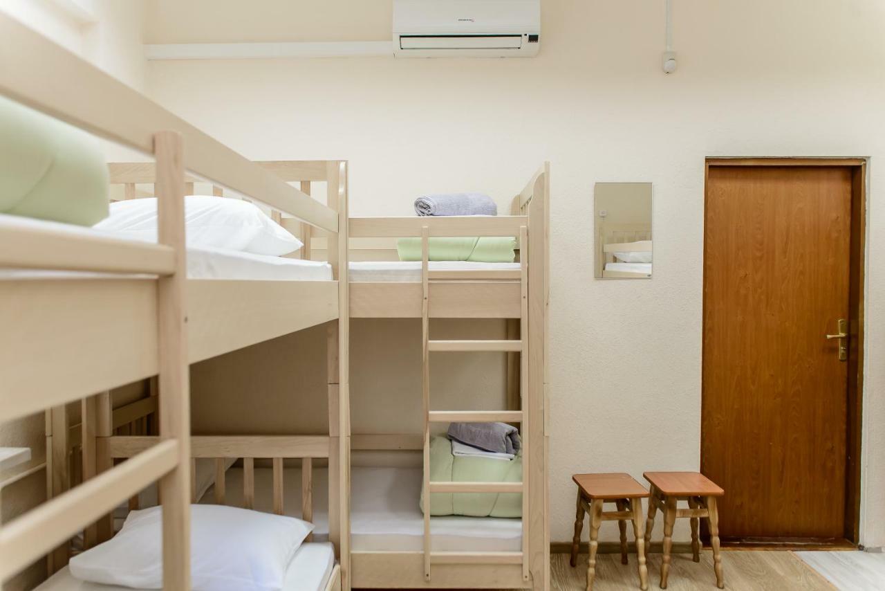 كييف Globus Lipki Hostel المظهر الخارجي الصورة